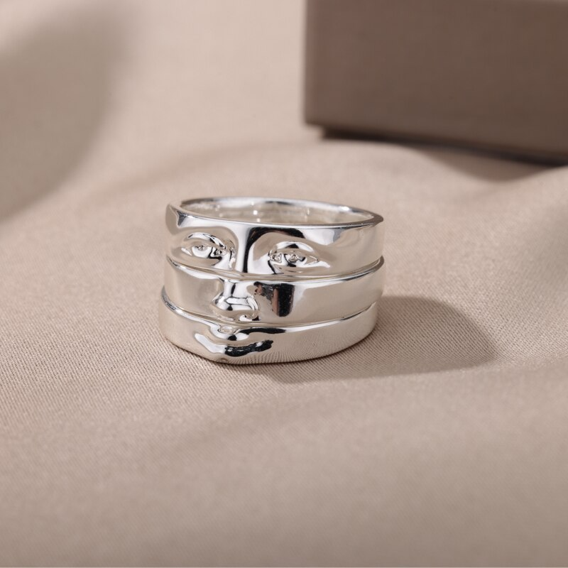 Cara Triple Face Ring