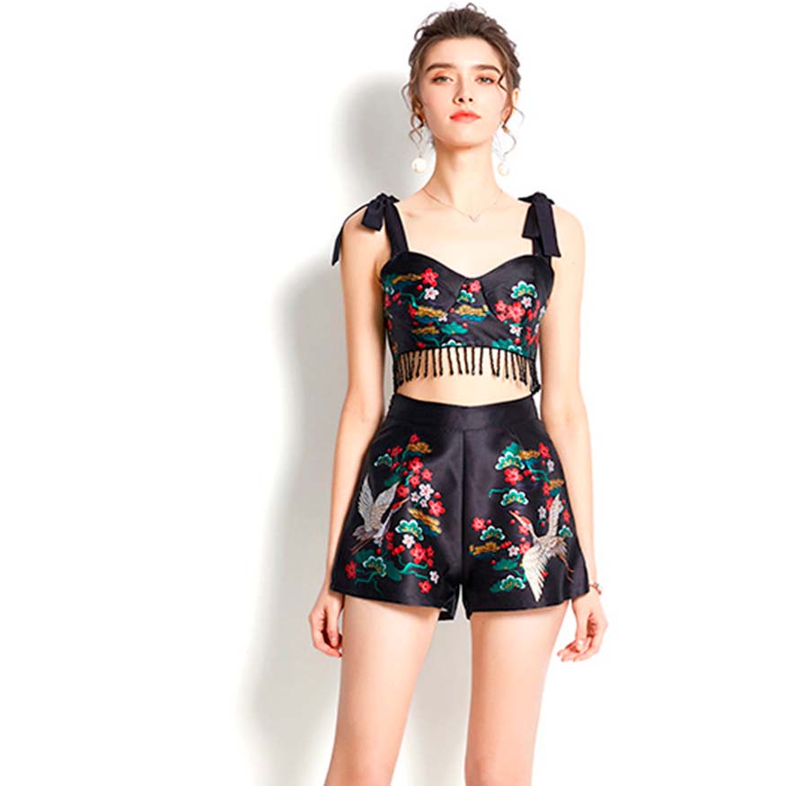 Della Embroidered Shorts And Top 2 Piece Set